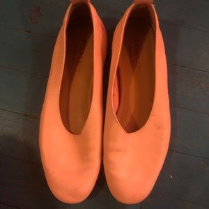 Lightly Worn Everlane day glove flats!